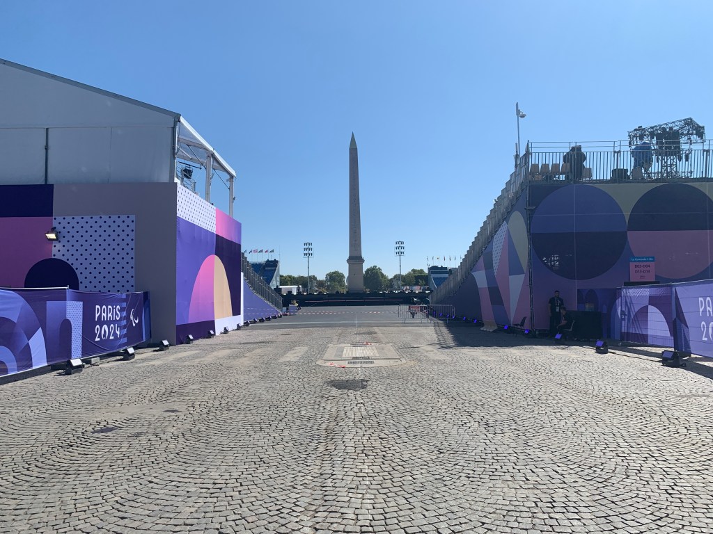 Accès à la tribune présidentielle avec vue sur l’obélisque de la Concorde – Paris 2024